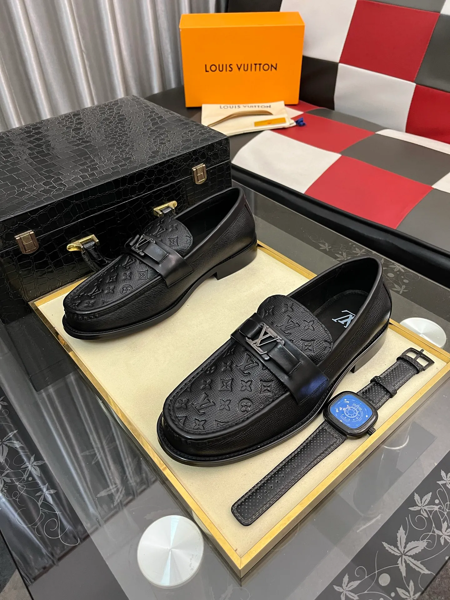 Men's Men's Shoes Men's Men's Shoes 💰520⌚️⌚️[LV] The most popular classic Louis Vuitton leather shoes. Synchronized with the official website, the upper adopts Italian imported upper embossing➕comfortable cowhide lining, fashionable atmosphere, unique brand and unique craftsmanship. Highlighting the hot style of the new year. Stop hesitating, stop wandering, get it now. Code number: 38--44. 3️⃣colors available